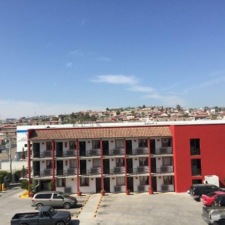 Hotel Descanso Inn Tijuana Bagian luar foto
