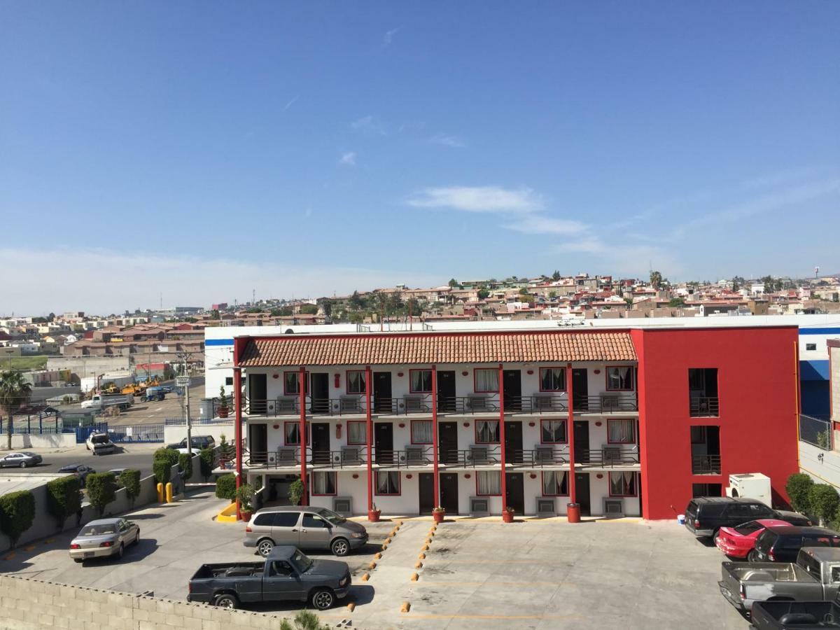 Hotel Descanso Inn Tijuana Bagian luar foto